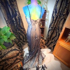 Beautiful Morgan and Co black to silver formal gown embroidered flowers sz 13/14